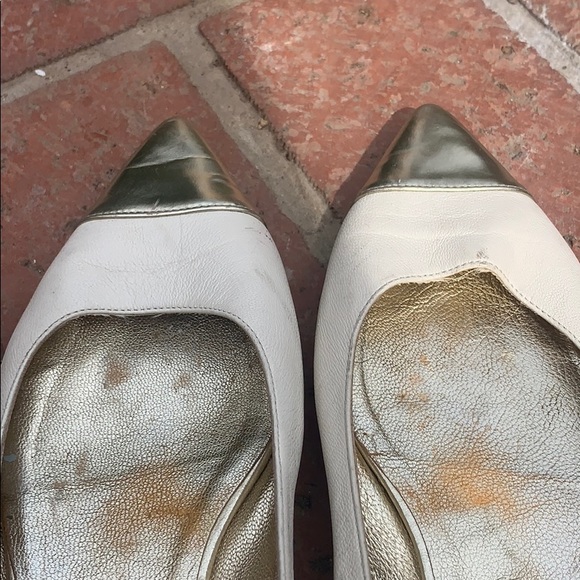 Jimmy Choo beige and gold pointed toe flats - Picture 4 of 8